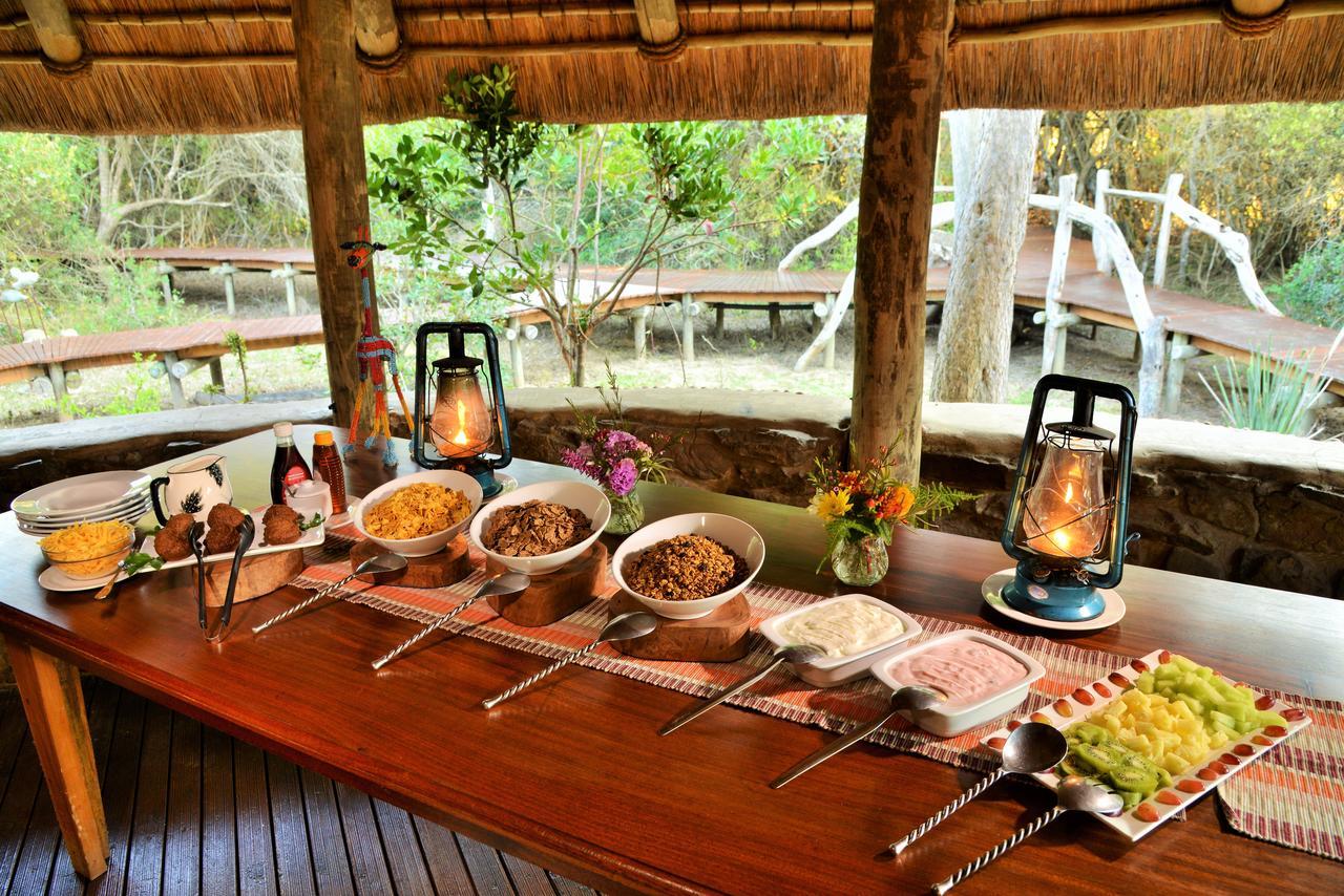 Sibuya Game Reserve And Lodge Kenton on Sea Exteriör bild